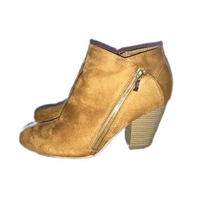 Women’s booties
